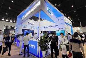 人气火爆，旷视机器人亮相第108届糖酒会