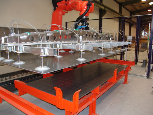 激光切割机分拣机器人