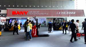 三一机器人首次亮相长沙工程机械展 展示智能制造的工业魅力