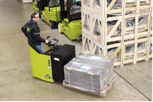 克拉克PPFXS20，一款强大而安全锂电低起重托盘搬运车