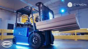 比亚迪联手Cyngn共同研发以人工智能驱动的自动叉车