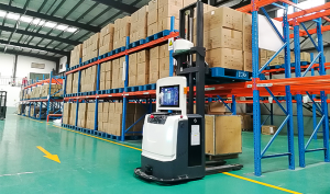 触想智能五代系列产品在叉车式AGV上的应用