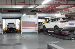 迎接出行高峰考验 广西首个AGV自动泊车系统高效平稳运行