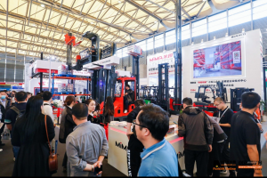 MiMA多款新品闪耀CeMAT物流展，点燃全场热情ing
