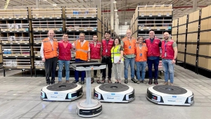 出海+丨极智嘉助力沃尔玛智赢大促；当选屈臣氏集团技术合作伙伴