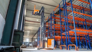 客户案例|库容量提升！卓一VNA人下行三向叉车助视听科技企业实现密集存储