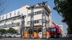 客户案例|卓一全向车批量助力海外汽车工厂，实现重长物料高效密集存储