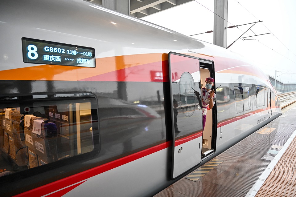 高铁动车、轨道车辆、机场连廊防夹安全触边