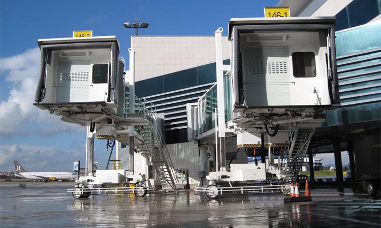 高铁动车、轨道车辆、机场连廊防夹安全触边