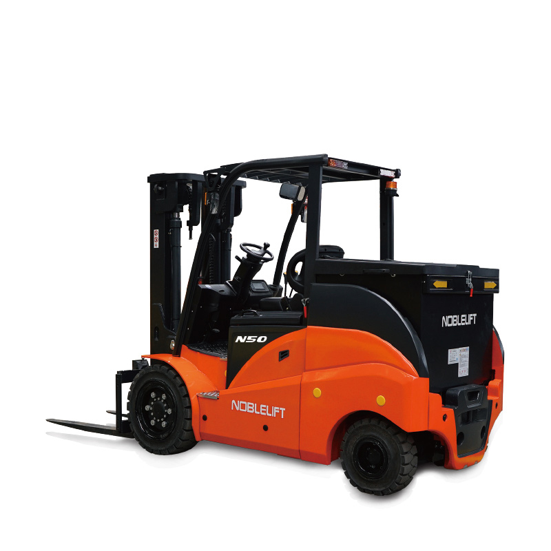 诺力 FE4P40/45/50N-D 4/4.5/5吨四支点前双驱平衡重式电动叉车