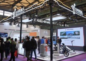 九号公司与英伟达联合开发的自主移动机器人首次亮相国内