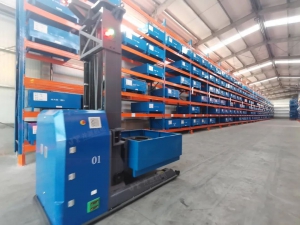 高举升叉车AGV助力模具库自动化管理