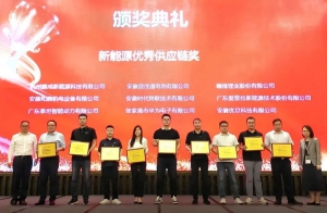 泰坦智能荣获2024中国工业车辆和移动机器人金力奖