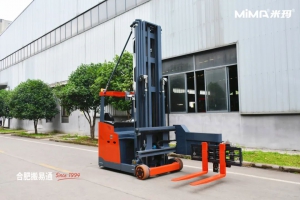 灵活调距 全能搬运|合肥搬易通MiMA坐驾三向叉车定制调距叉 功能全新升级
