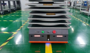 聚焦新质生产力 | 爱维达引进AGV搬运机器人，为制造插上“数智翅膀”