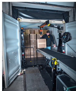 瑞典TAWI 公司推出创新型集装箱卸船机