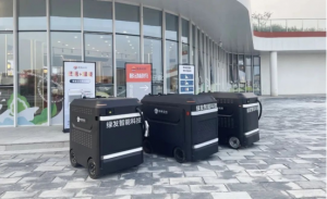 随叫随到！移动充电机器人“上岗”陕西富平服务区