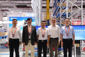 临工智科精彩亮相上海工博会，全面全程全新智能仓储物流解决方案获得全场喝彩！