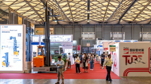 展会直击|卓一长物料专用叉车实力圈粉！点击速览Tube China 2024首日盛况！