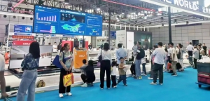 宇锋智能搬运存取一体化解决方案亮相2024世界制造业大会