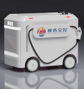 移动充电机器人全力护航新能源车出行