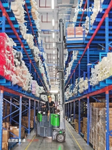 超窄通道仓储先锋|合肥搬易通MiMA铰接式叉车MJ20，库内外一站式作业轻松搞定