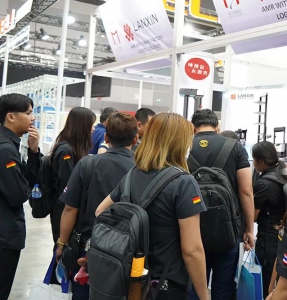 泰国物流展LogiMAT闭幕，蓝芯科技3D视觉感知移动机器人引关注