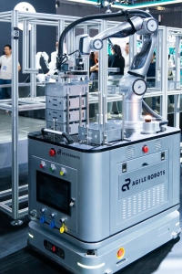 案例丨思灵机器人（Agile Robots）推出全自动复合机器人解决方案