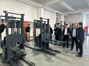 政企联动 | 欢迎如皋市政府一行实地走访调研寻迹智行