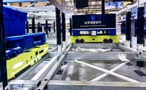 隆链智能仓两款新品首秀CeMAT，日本专家亲临！