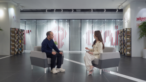 浙江电视台专访威迈尔：全球首款纯视觉人形机器人亮相！未来每人配一台？