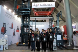 直击LogiMAT 2025：合肥搬易通（MiMA米玛）闪耀斯图加特，引领超窄通道智能搬运新潮流