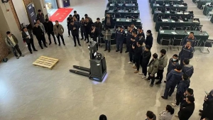 MiR1200 托盘搬运叉车新品体验与技术分享活动圆满结束