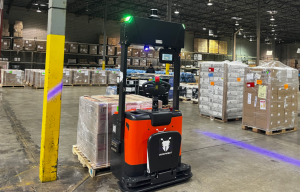 木蚁无人叉车“闪电战”美国仓！