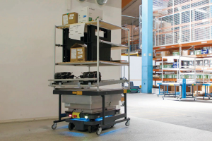 AMR 驱动精益生产：Vestfrost Solutions 通过自主移动机器人优化冷链设备制造流程