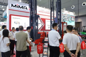 合肥搬易通（MiMA）智能化仓储解决方案在2025CICEE受瞩目