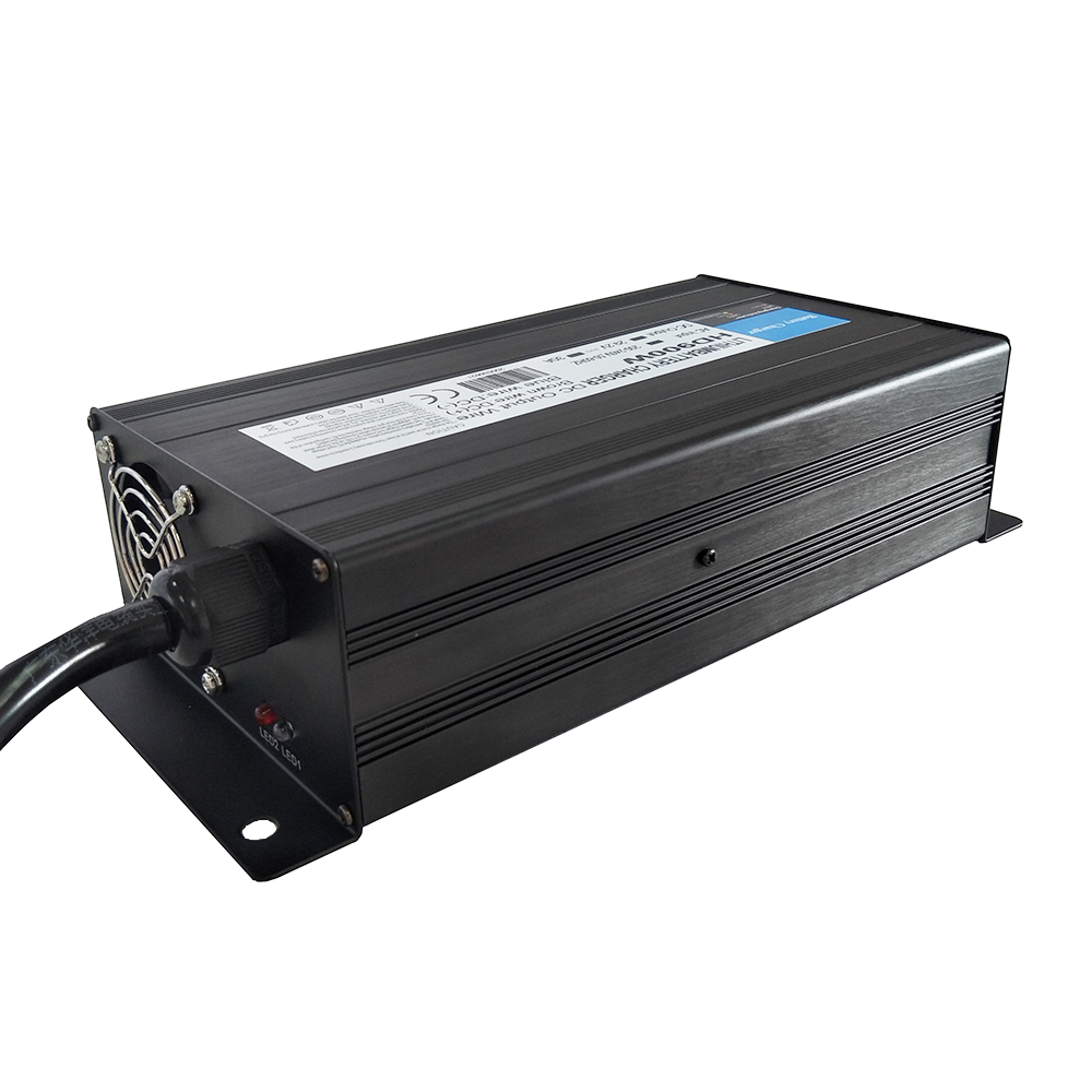 锂离子电池充电器