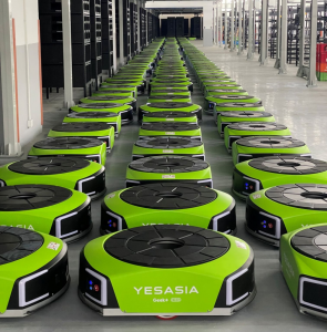 口碑+ | 香港最大AMR机器人仓上线：YesAsia再度携手极智嘉掀起亚洲美妆狂欢