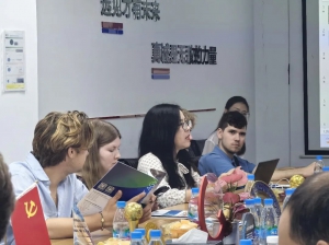 德国智能物流代表团参访艾吉威，移动机器人“中国方案”引关注