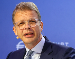 德铁信可CEO David L. Buss：自动货运如何改变物流？