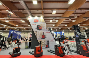 合力强势亮相意大利GIS展--推动绿色物流革命，引领欧洲新能源潮流