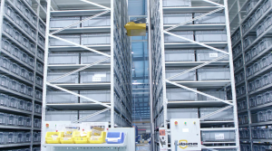 机器人造机器人？立镖飞箱精准拿捏小零件存取难题！