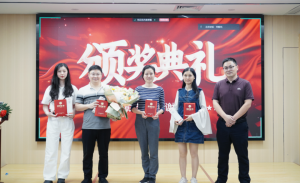 暖聚磅旗，共赴新程｜磅旗以荣誉赋能，用温暖凝聚前行力量
