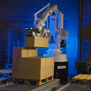 ROBOTIC MULTI-LANE PALLETIZING_中国AGV网(www.chinaagv.com) ROBOTIC MULTI-LANE PALLETIZING_中国AGV网(www.chinaagv.com)