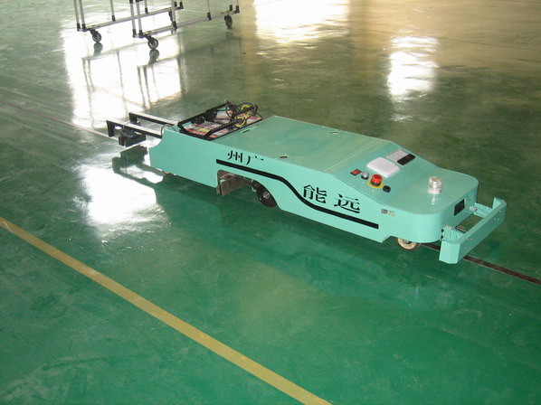 广州远能:潜伏式磁带导引运输车