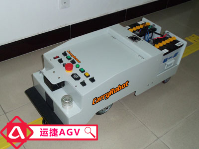 运捷潜入牵引式AGV SE型_中国AGV网(www.chinaagv.com)